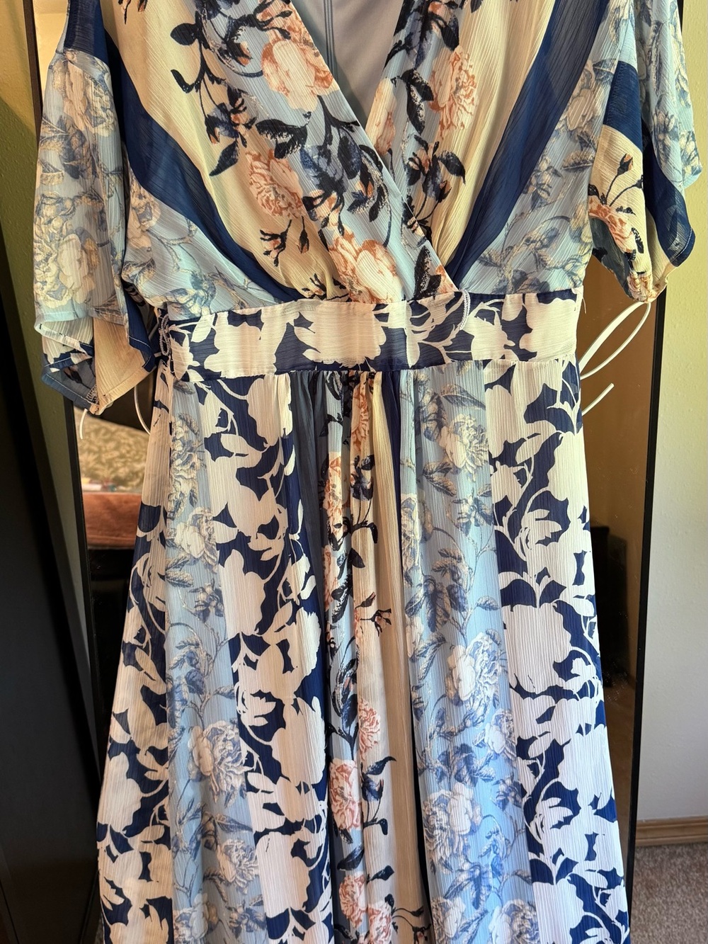 Studio One New York Blue Navy Cream Floral Wrap Dress